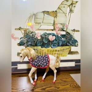 Our Generation Palomino Foal toy Horse with Blanket